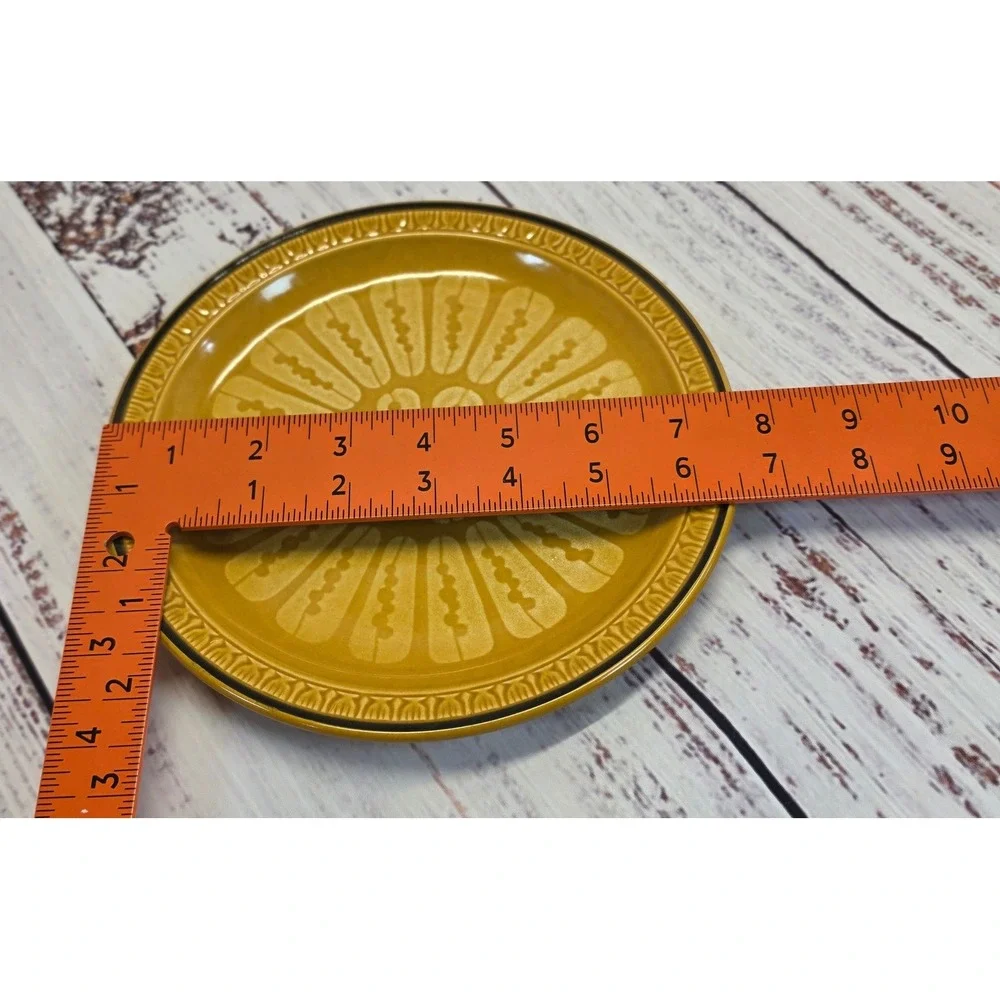 Suzuka Stone Mesa Gold Plate Unisex 6.5